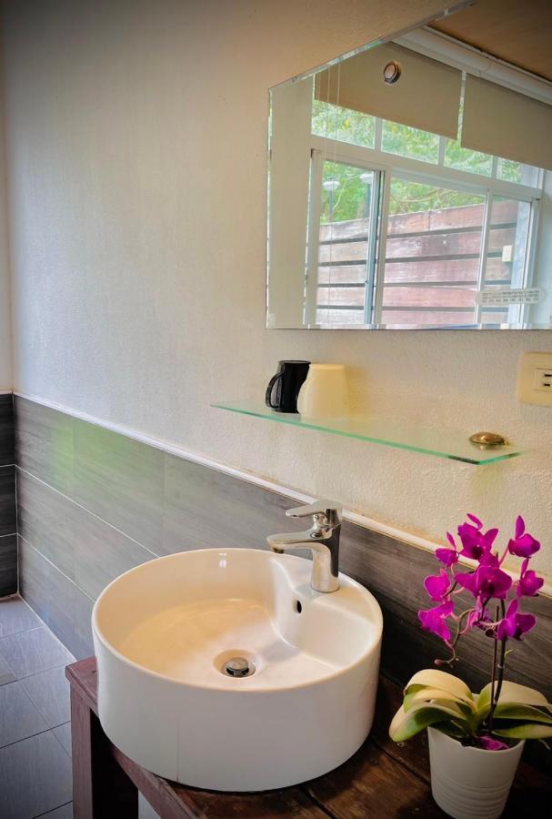 Cdr Hotspring Resort Liugui エクステリア 写真