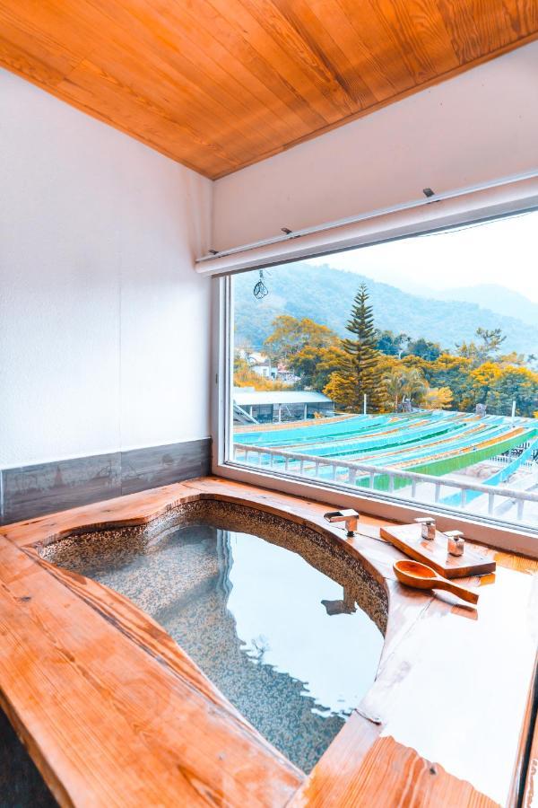Cdr Hotspring Resort Liugui エクステリア 写真